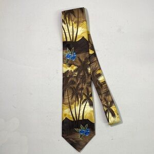 Tropical Palm Print Silk Tie in Yellow and Brown
